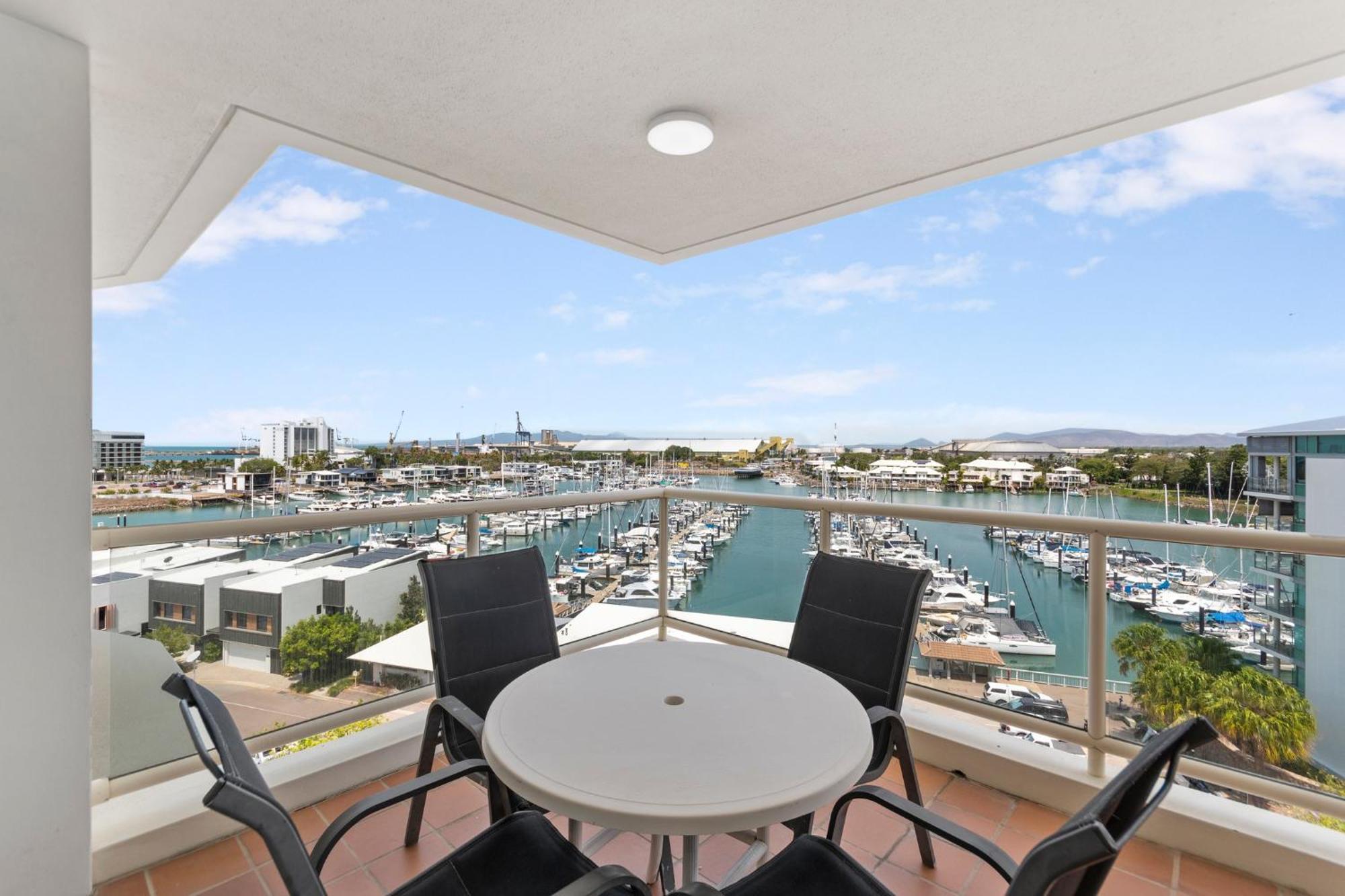 Mariners North Holiday Apartments Townsville Bagian luar foto
