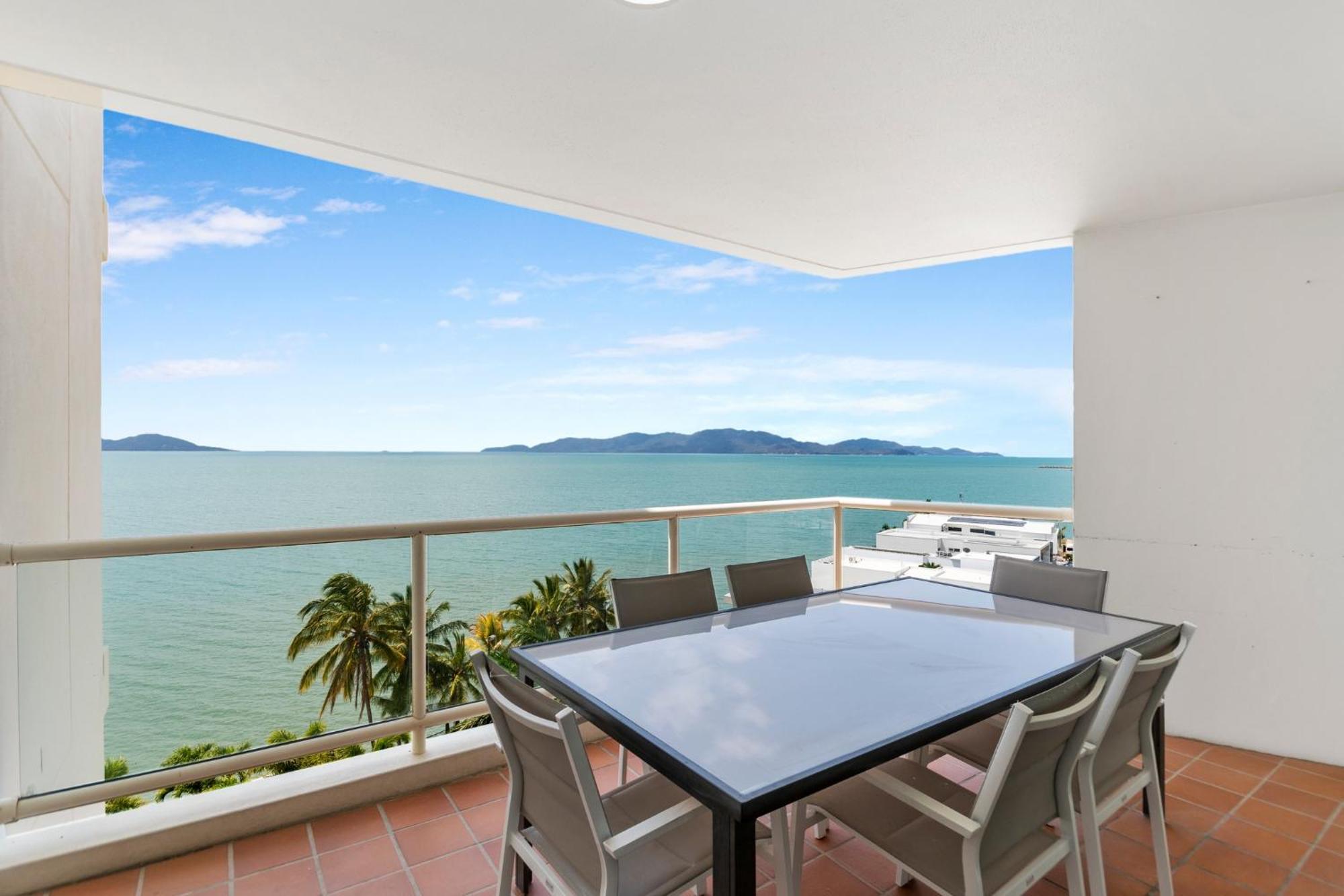 Mariners North Holiday Apartments Townsville Bagian luar foto
