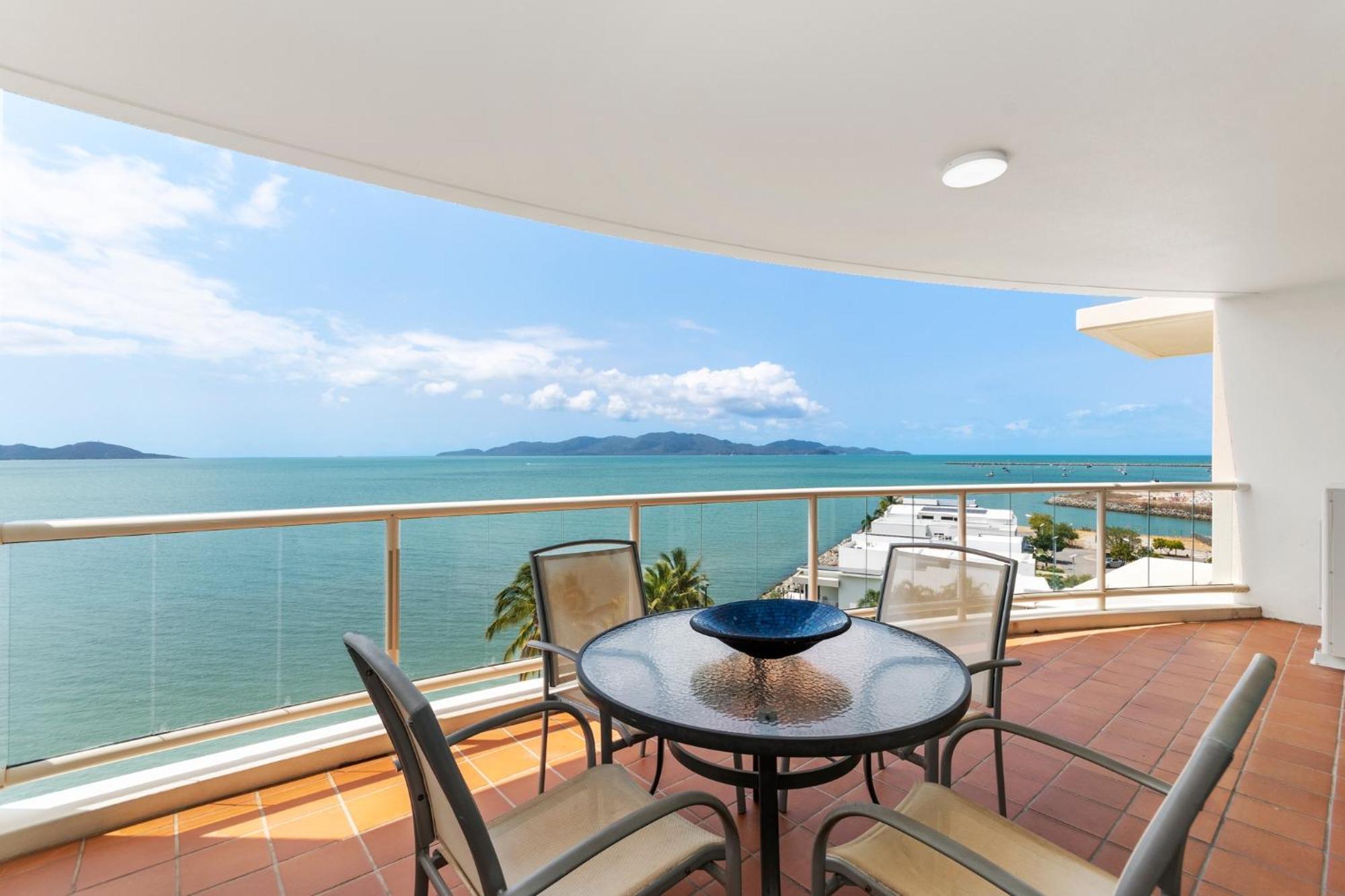 Mariners North Holiday Apartments Townsville Bagian luar foto