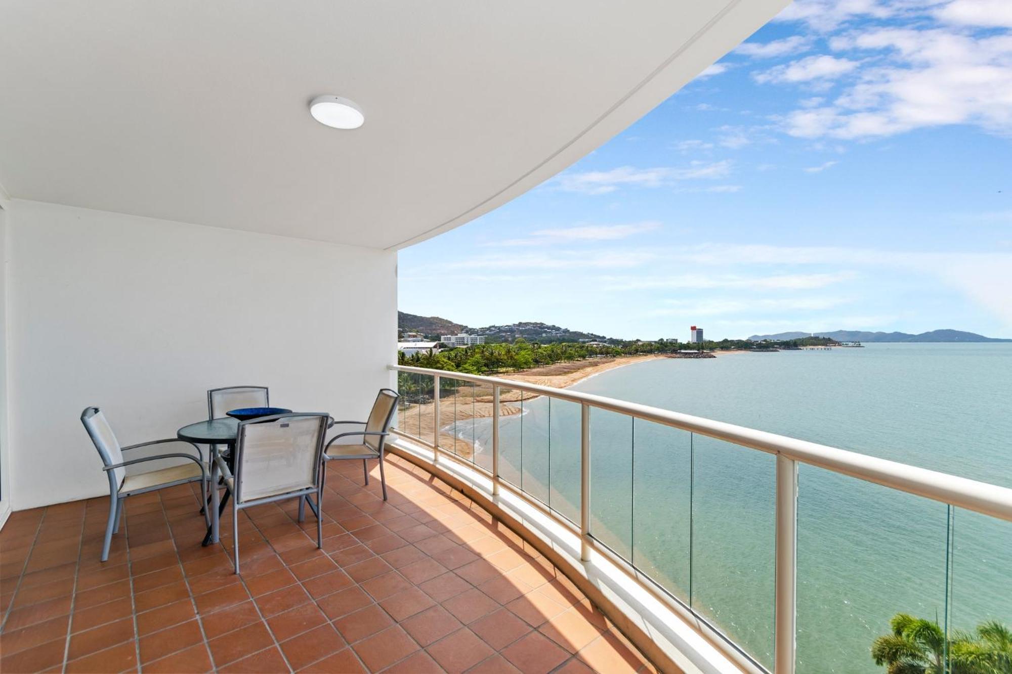 Mariners North Holiday Apartments Townsville Bagian luar foto